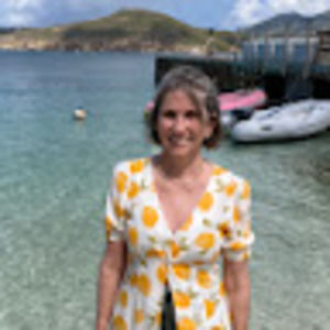 Meet your Posher, Joy